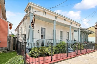 2825 Annunciation St, New Orleans, LA 70115