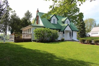 6915 U S Highway 2, North Hero, VT 05474