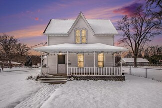 122 S Barrett St, Niles, MI 49120