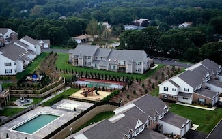 69 Horizon View Dr Unit 69, Farmingville, NY 11738