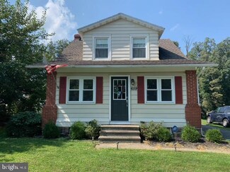 659 Sheerlund Rd, Reading, PA 19607