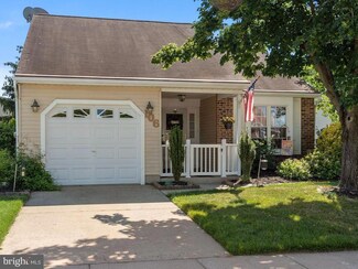 106 Bastian Dr, Mount Laurel, NJ 08054