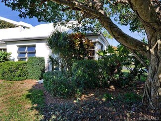 1820 Gulf Shore Blvd N Unit A, Naples, FL 34102
