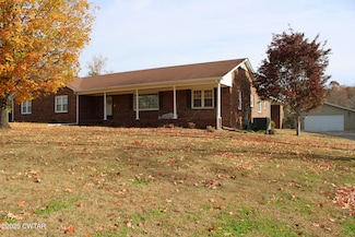 738 N Broad St, Lexington, TN 38351