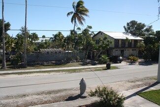 5 Diamond Dr, Key West, FL 33040