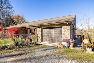 536 Camp Dr, Windber, PA 15963