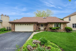 717 N Broadway Ave, Park Ridge, IL 60068