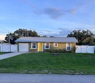 1025 Lagrande Blvd, Sebring, FL 33870