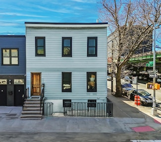 122 30th St, Brooklyn, NY 11232