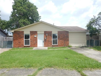 2333 Nile St, Gretna, LA 70056