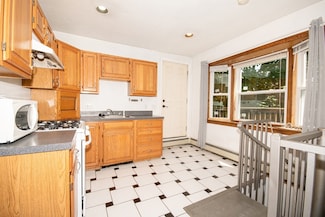 703 E Broadway Unit 1, Boston, MA 02127