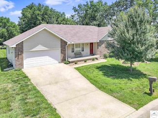 56 NW 247 Rd, Clinton, MO 64735