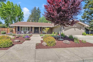 913 Cheyenne Dr, Walnut Creek, CA 94598