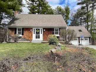 31 Catalina Ln, Nashua, NH 03064