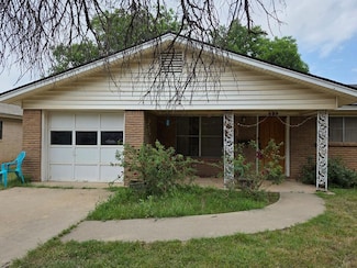233 Robin Hood Trail, San Angelo, TX 76901