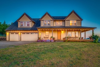 11825 NE Finn Hill Loop, Carlton, OR 97111