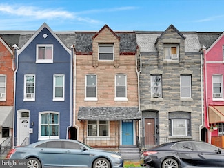 819 N 10th St, Reading, PA 19604