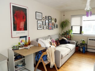 1027 Commonwealth Ave Unit 10, Boston, MA 02215