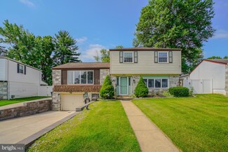 820 Burgess St, Philadelphia, PA 19116