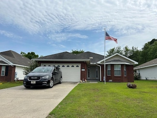 208 Melrose Ln, Dothan, AL 36303