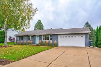 2610 S Elmwood Cir W, Cross Plains, WI 53528