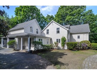22 Everett St, Sherborn, MA 01770