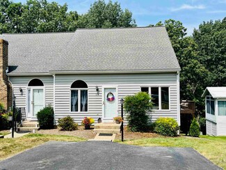 175 Idlewood Blvd, Staunton, VA 24401