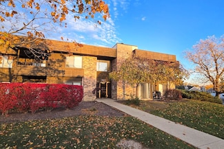1365 N Sterling Ave Unit 214, Palatine, IL 60067