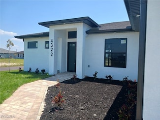 4322 NW 32nd Ln, Cape Coral, FL 33993