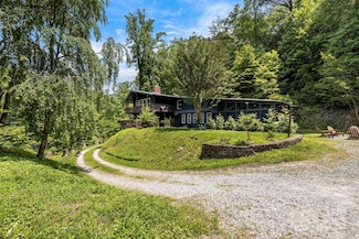 6541 Grassy Branch Rd, Bryson City, NC 28713