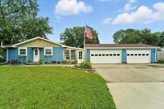 1200 St Andrews Ave, Waterloo, IA 50701