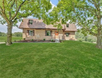439 Center Grange Rd, Monaca, PA 15061