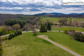 3 Autumn Glen Dr, Sparta, NC 28675