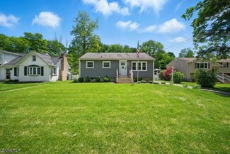 22 Beaver Brook Ln, Denville, NJ 07834
