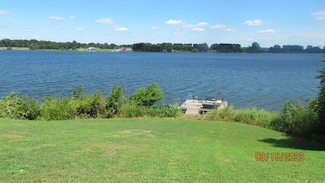 1704 S Lakeshore Dr, Lake Village, AR 71653
