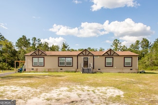 120 Scarlett Dr, Waycross, GA 31503