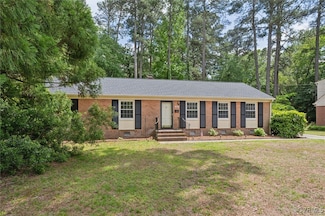 102 Thomas Nelson Ln, Williamsburg, VA 23185
