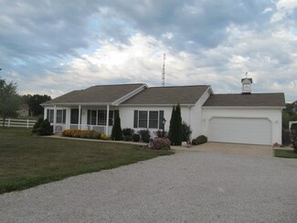 5355 S 550 E, Wolcottville, IN 46795