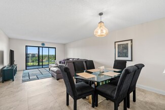 7290 Kinghurst Dr Unit 809, Delray Beach, FL 33446