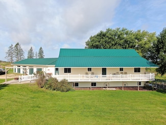29589 Orchard Rd, Ontario, WI 54651