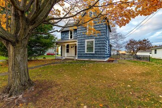 528 Elm St, Groveport, OH 43125