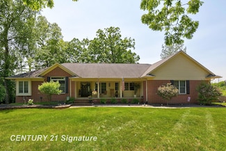 4928 Paula Ave, Clarkston, MI 48346