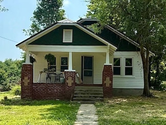 740 Fishpond Rd, Chuckey, TN 37641