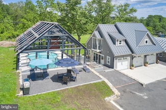 75 Browns Dr, Easton, PA 18042