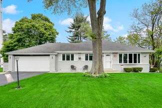 2534 Hickory Rd, Homewood, IL 60430