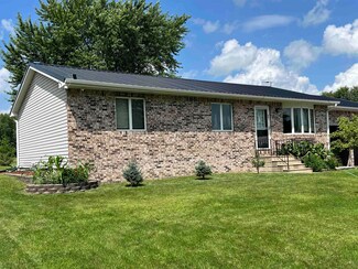 401 Obrien Ct NW, Independence, IA 50644