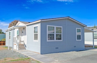 400 Sulphur Bank Dr Unit 114, Clearlake Oaks, CA 95423