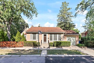 5715 N Kilbourn Ave, Chicago, IL 60646