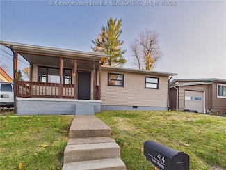 414 Lore St, Saint Albans, WV 25177