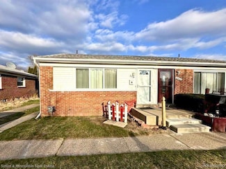 2439 Stieber St Unit 94, Westland, MI 48186